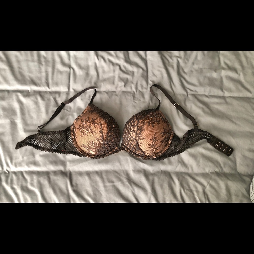 🖤 VS add 2 cups bra 🖤